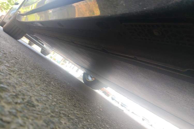 Used Xiaomi Auto YU7 2025 Ultra-Long Range Rear-Wheel Drive Version Chassis Front Right