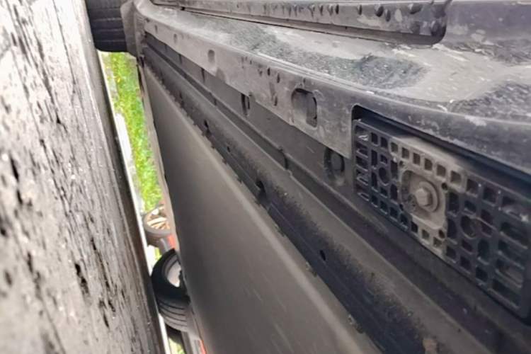Used Xiaomi Auto YU7 2025 Ultra-Long Range High-Performance All-Wheel-Drive Max Edition Chassis Front Right