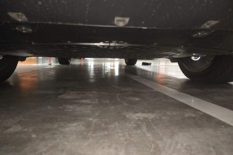 Used Xiaomi Auto YU7 2025 Ultra-Long Range All-Wheel Drive Pro Version Chassis Rear