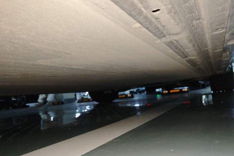 Used Xiaomi Auto YU7 2025 Ultra-Long Range All-Wheel Drive Pro Version Chassis Rear Right
