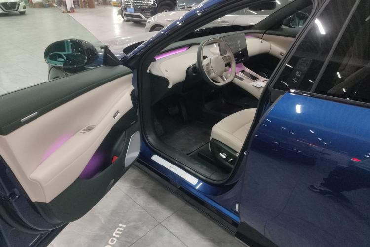 Used Xiaomi Auto YU7 2025 Ultra-Long Range High-Performance All-Wheel-Drive Max Edition Driver Seat