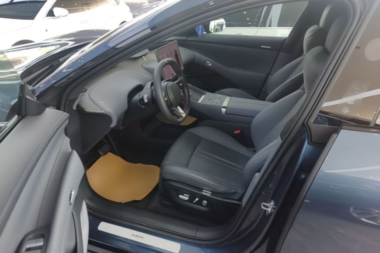 Used Xiaomi Auto YU7 2025 Ultra-Long Range High-Performance All-Wheel-Drive Max Edition Driver Seat