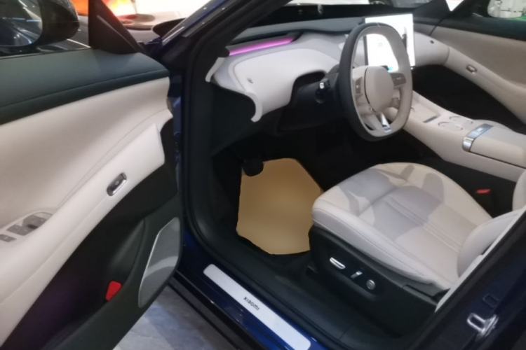 Used Xiaomi Auto YU7 2025 Ultra-Long Range Rear-Wheel Drive Version Driver Seat
