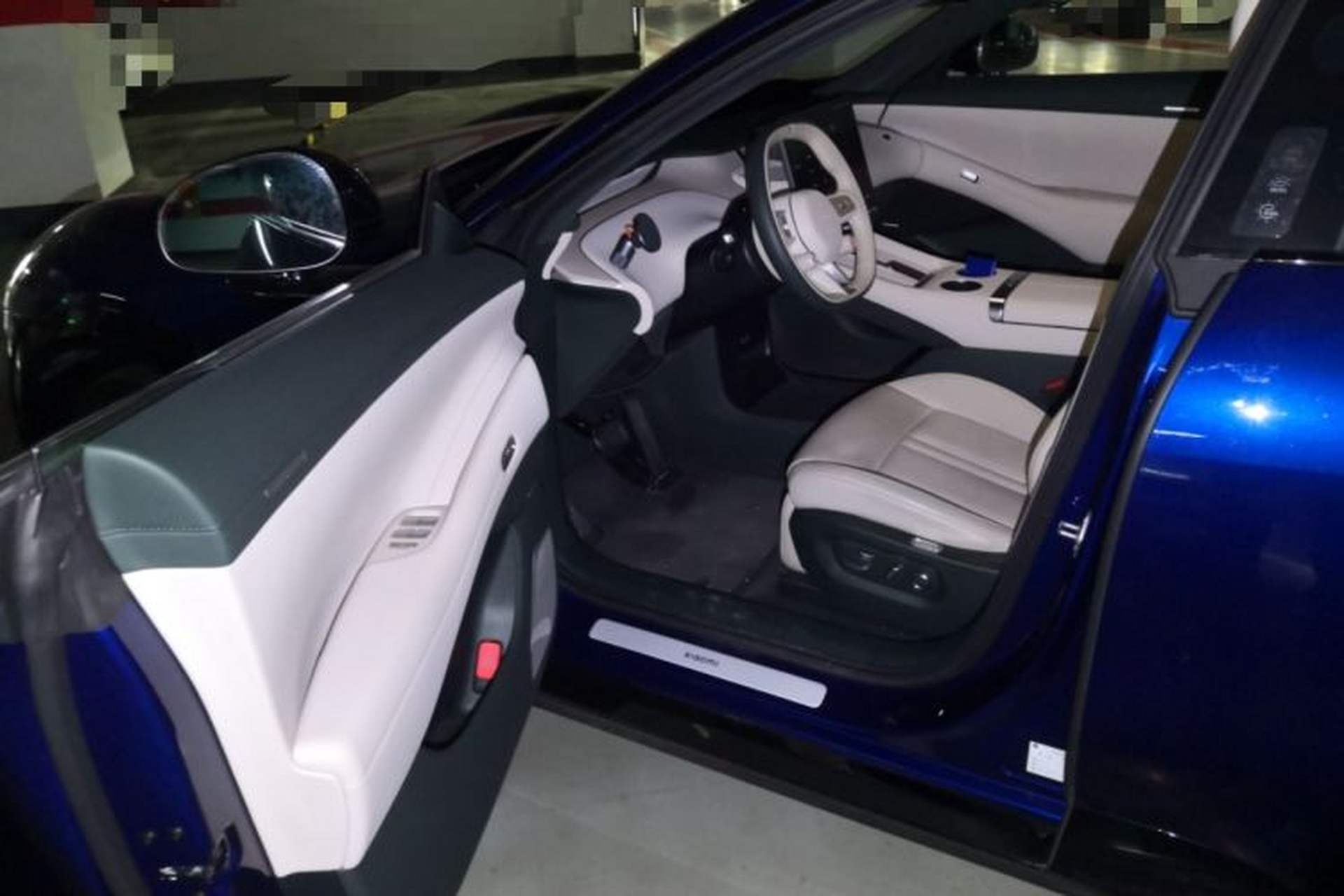 Used Xiaomi Auto YU7 2025 Ultra-Long Range High-Performance All-Wheel-Drive Max Edition Driver Seat