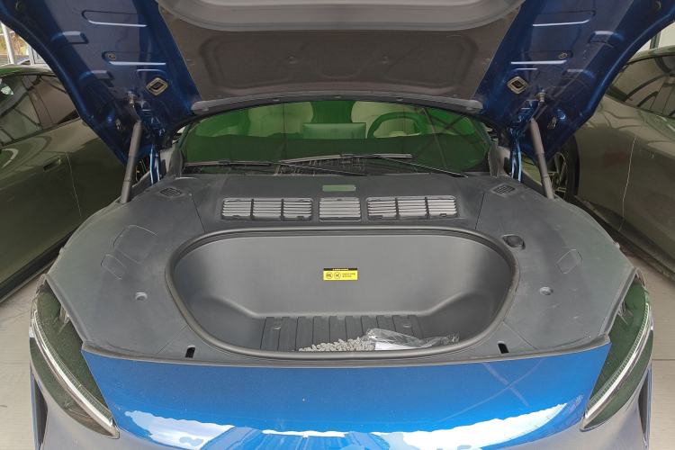 Used Xiaomi Auto YU7 2025 Ultra-Long Range Rear-Wheel Drive Version Engine Bay