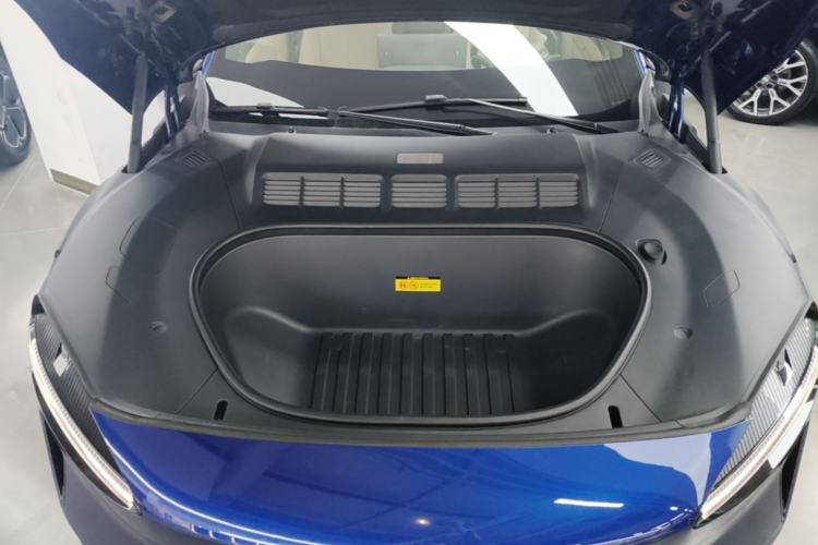 Used Xiaomi Auto YU7 2025 Ultra-Long Range High-Performance All-Wheel-Drive Max Edition Engine Bay
