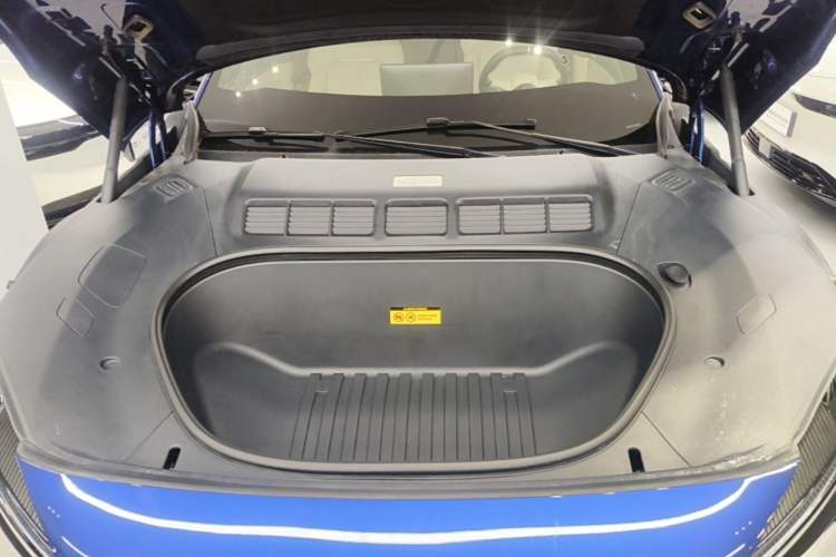 Used Xiaomi Auto YU7 2025 Ultra-Long Range High-Performance All-Wheel-Drive Max Edition Engine Bay