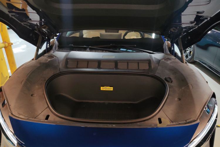 Used Xiaomi Auto YU7 2025 Ultra-Long Range High-Performance All-Wheel-Drive Max Edition Engine Bay