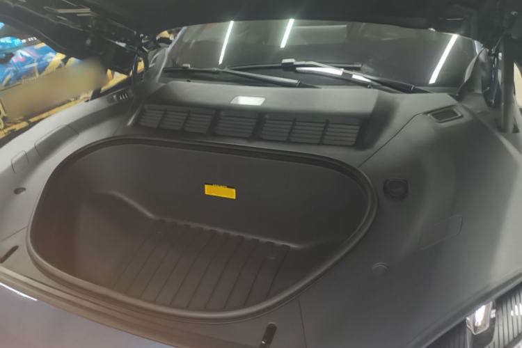 Used Xiaomi Auto YU7 2025 Ultra-Long Range High-Performance All-Wheel-Drive Max Edition Engine Bay