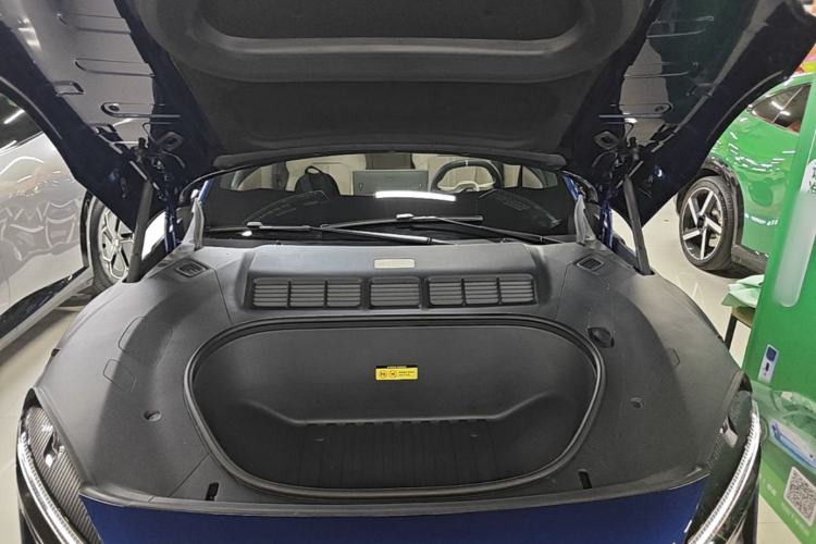 Used Xiaomi Auto YU7 2025 Ultra-Long Range High-Performance All-Wheel-Drive Max Edition Engine Bay