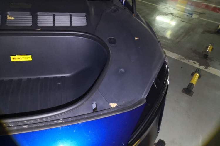 Used Xiaomi Auto YU7 2025 Ultra-Long Range High-Performance All-Wheel-Drive Max Edition Engine Bay Left