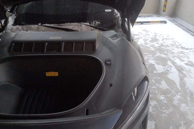 Used Xiaomi Auto YU7 2025 Ultra-Long Range High-Performance All-Wheel-Drive Max Edition Engine Bay Left