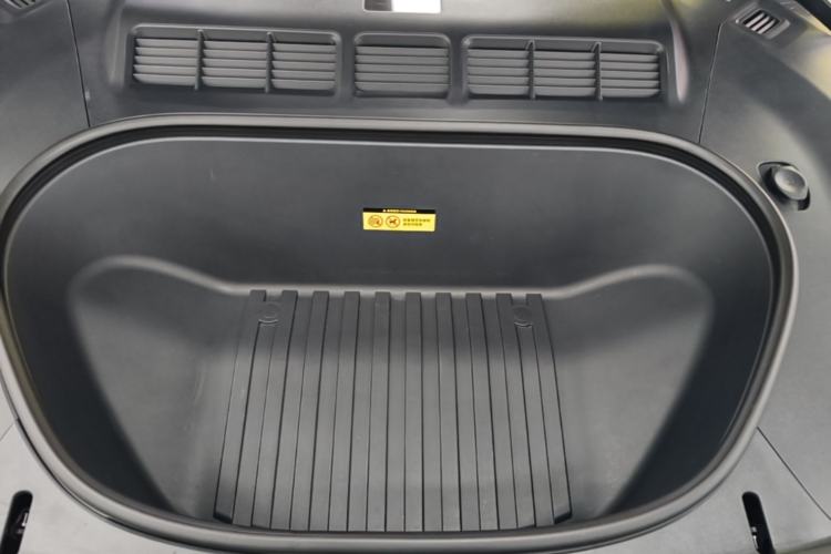 Used Xiaomi Auto YU7 2025 Ultra-Long Range High-Performance All-Wheel-Drive Max Edition Engine Bay