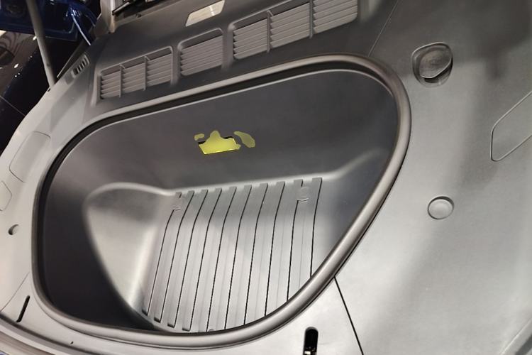 Used Xiaomi Auto YU7 2025 Ultra-Long Range High-Performance All-Wheel-Drive Max Edition Engine Bay