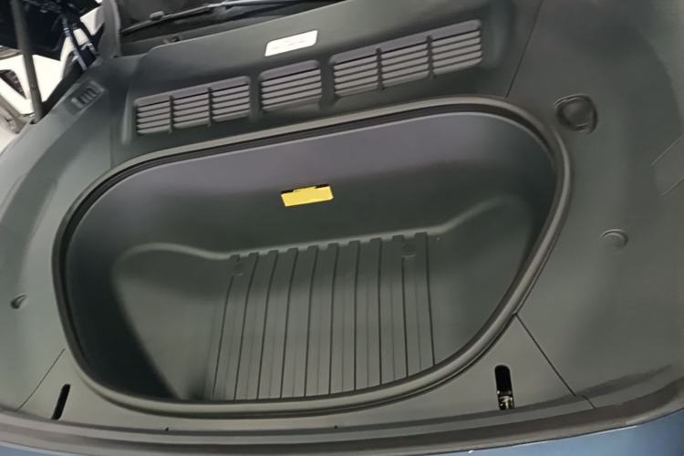 Used Xiaomi Auto YU7 2025 Ultra-Long Range High-Performance All-Wheel-Drive Max Edition Engine Bay