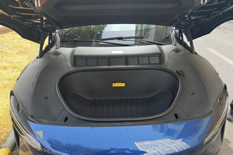 Used Xiaomi Auto YU7 2025 Ultra-Long Range Rear-Wheel Drive Version Engine Bay