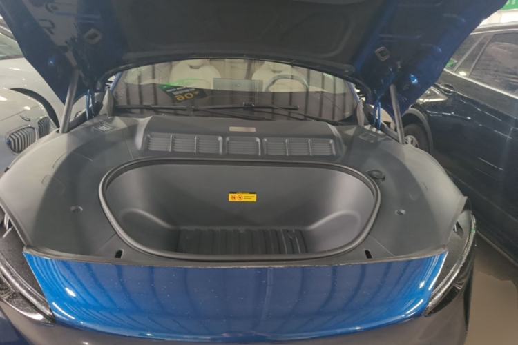 Used Xiaomi Auto YU7 2025 Ultra-Long Range High-Performance All-Wheel-Drive Max Edition Engine Bay