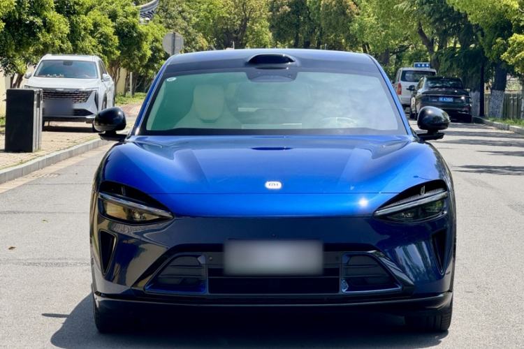 Used Xiaomi Auto YU7 2025 Ultra-Long Range High-Performance All-Wheel-Drive Max Edition Exterior 2
