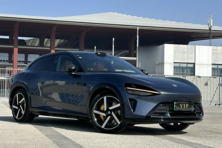 Used Xiaomi Auto YU7 2025 Ultra-Long Range High-Performance All-Wheel-Drive Max Edition Exterior 4