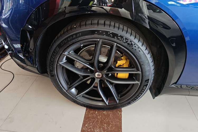 Used Xiaomi Auto YU7 2025 Ultra-Long Range High-Performance All-Wheel-Drive Max Edition Exterior 5