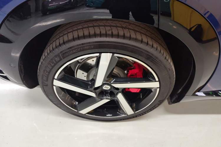 Used Xiaomi Auto YU7 2025 Ultra-Long Range High-Performance All-Wheel-Drive Max Edition Exterior 8
