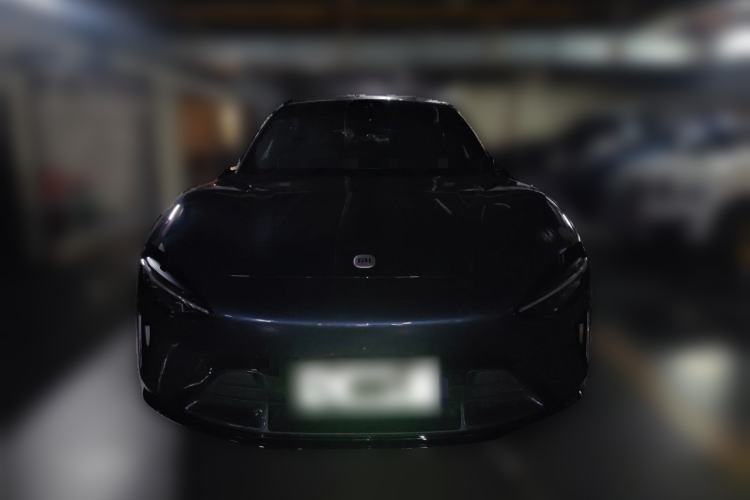 Used Xiaomi Auto YU7 2025 Ultra-Long Range High-Performance All-Wheel-Drive Max Edition Front