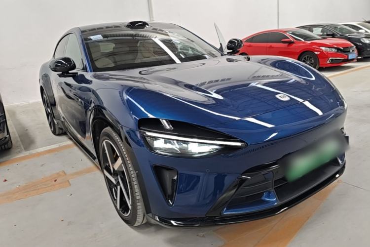 Used Xiaomi Auto YU7 2025 Ultra-Long Range High-Performance All-Wheel-Drive Max Edition Front Right 45 Deg