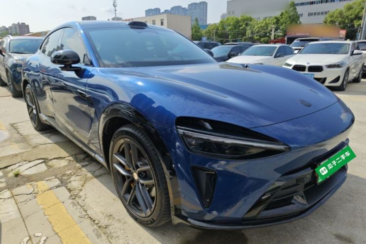 Used Xiaomi Auto YU7 2025 Ultra-Long Range High-Performance All-Wheel-Drive Max Edition Front Right 45 Deg