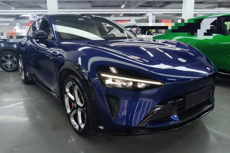 Used Xiaomi Auto YU7 2025 Ultra-Long Range High-Performance All-Wheel-Drive Max Edition Front Right 45 Deg