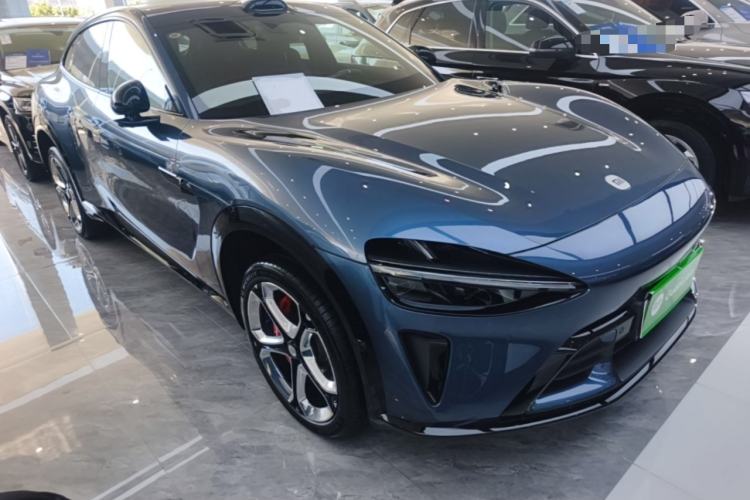 Used Xiaomi Auto YU7 2025 Ultra-Long Range High-Performance All-Wheel-Drive Max Edition Front Right 45 Deg