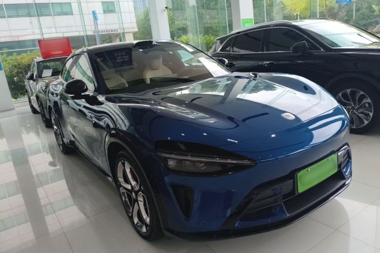 Used Xiaomi Auto YU7 2025 Ultra-Long Range High-Performance All-Wheel-Drive Max Edition Front Right 45 Deg