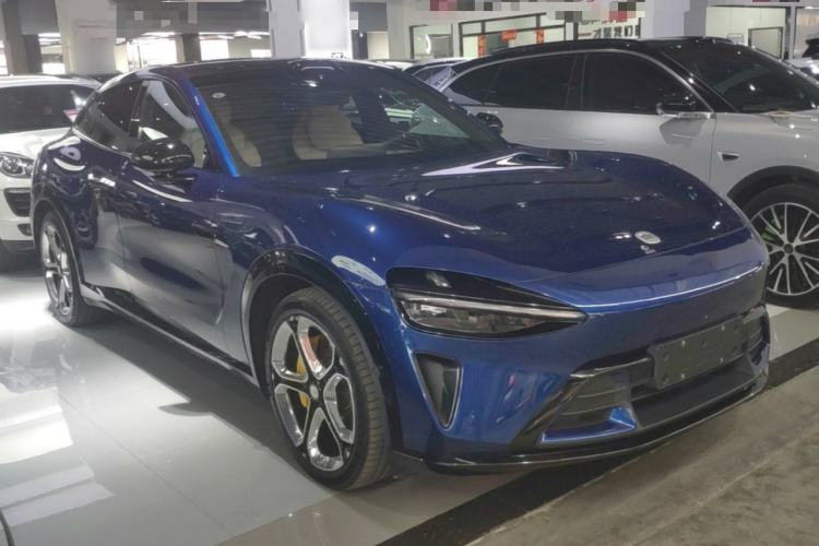 Used Xiaomi Auto YU7 2025 Ultra-Long Range High-Performance All-Wheel-Drive Max Edition Front Right 45 Deg