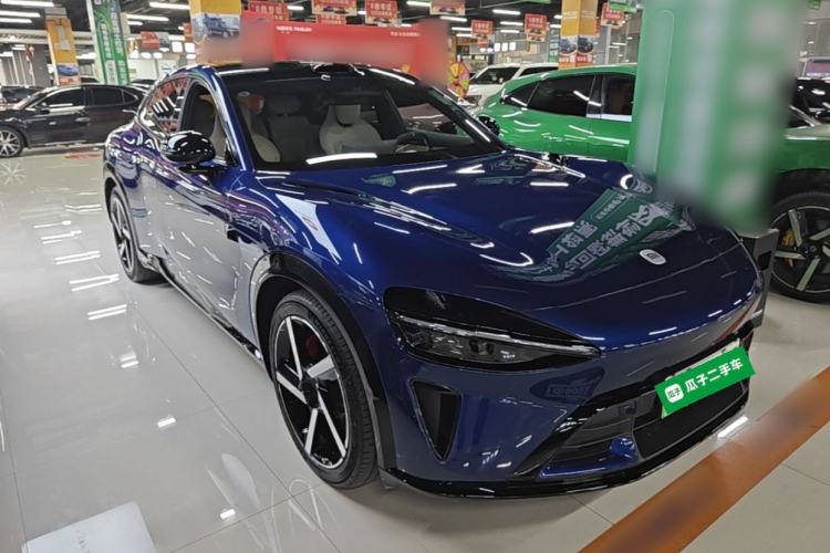 Used Xiaomi Auto YU7 2025 Ultra-Long Range High-Performance All-Wheel-Drive Max Edition Front Right 45 Deg