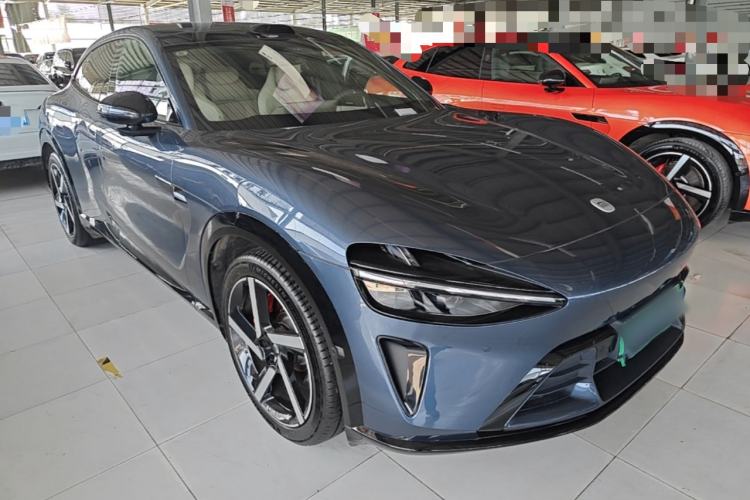 Used Xiaomi Auto YU7 2025 Ultra-Long Range High-Performance All-Wheel-Drive Max Edition Front Right 45 Deg