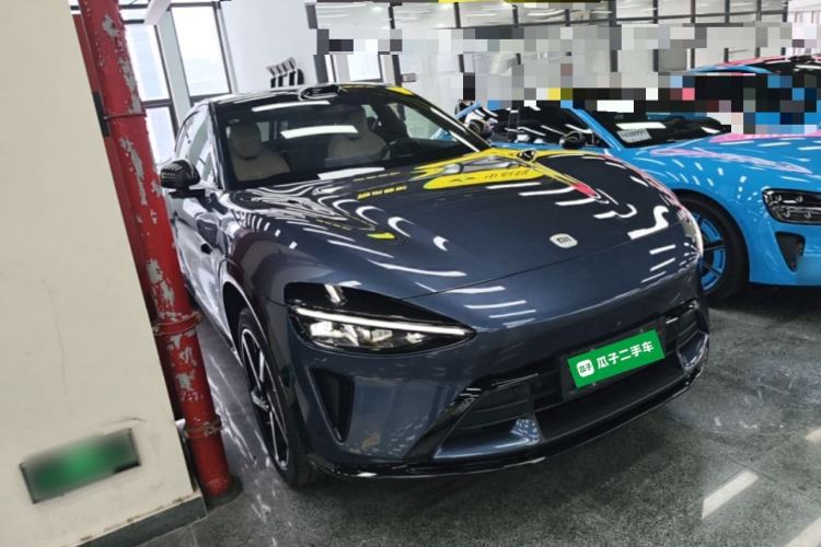 Used Xiaomi Auto YU7 2025 Ultra-Long Range High-Performance All-Wheel-Drive Max Edition Front Right 45 Deg