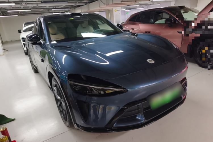 Used Xiaomi Auto YU7 2025 Ultra-Long Range High-Performance All-Wheel-Drive Max Edition Front Right 45 Deg