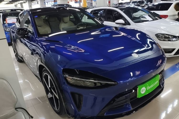 Used Xiaomi Auto YU7 2025 Ultra-Long Range High-Performance All-Wheel-Drive Max Edition Front Right 45 Deg