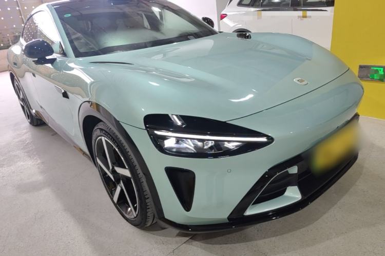 Used Xiaomi Auto YU7 2025 Ultra-Long Range High-Performance All-Wheel-Drive Max Edition Front Right 45 Deg