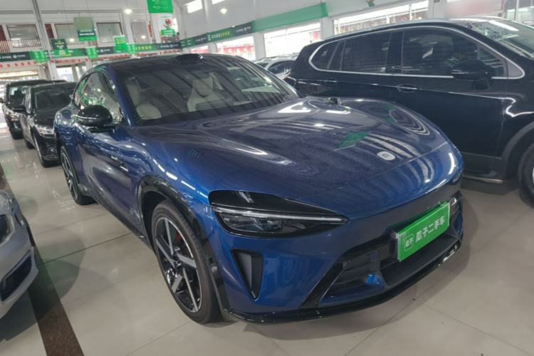 Used Xiaomi Auto YU7 2025 Ultra-Long Range High-Performance All-Wheel-Drive Max Edition Front Right 45 Deg