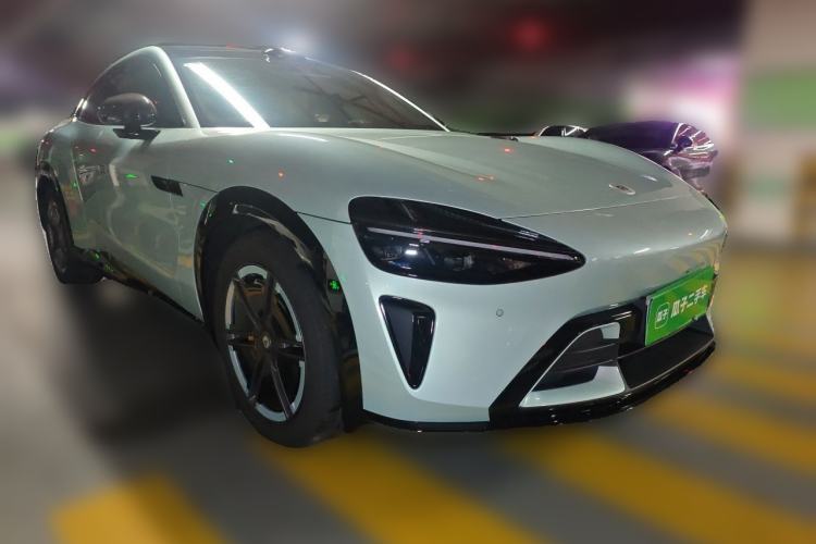 Used Xiaomi Auto YU7 2025 Ultra-Long Range High-Performance All-Wheel-Drive Max Edition Front Right 45 Deg