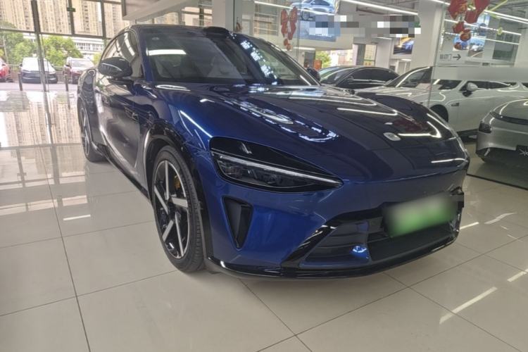 Used Xiaomi Auto YU7 2025 Ultra-Long Range High-Performance All-Wheel-Drive Max Edition Front Right 45 Deg