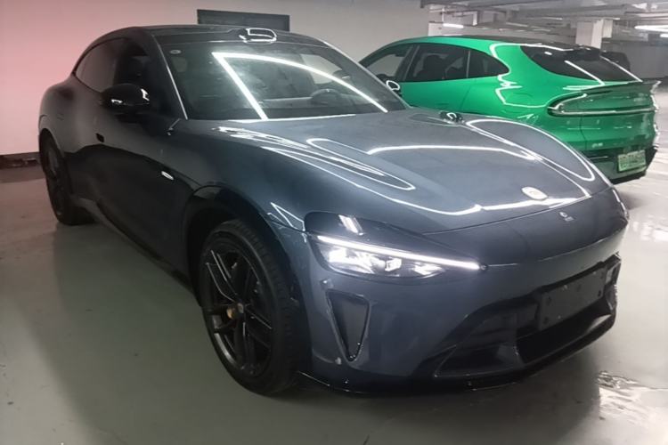 Used Xiaomi Auto YU7 2025 Ultra-Long Range High-Performance All-Wheel-Drive Max Edition Front Right 45 Deg