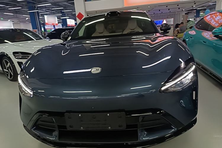 Used Xiaomi Auto YU7 2025 Ultra-Long Range High-Performance All-Wheel-Drive Max Edition Front