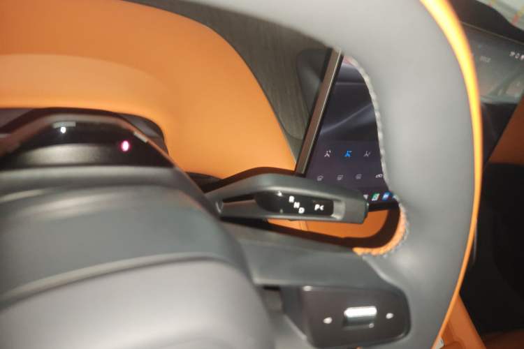 Used Xiaomi Auto YU7 2025 Ultra-Long Range All-Wheel Drive Pro Version Gear Lever