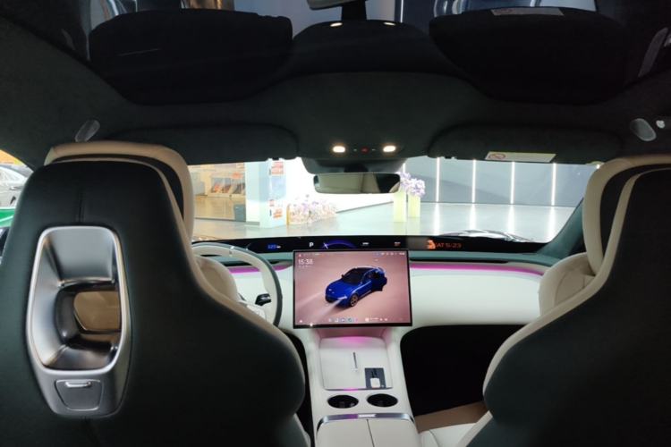 Used Xiaomi Auto YU7 2025 Ultra-Long Range High-Performance All-Wheel-Drive Max Edition Headliner