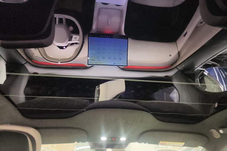 Used Xiaomi Auto YU7 2025 Ultra-Long Range High-Performance All-Wheel-Drive Max Edition Headliner
