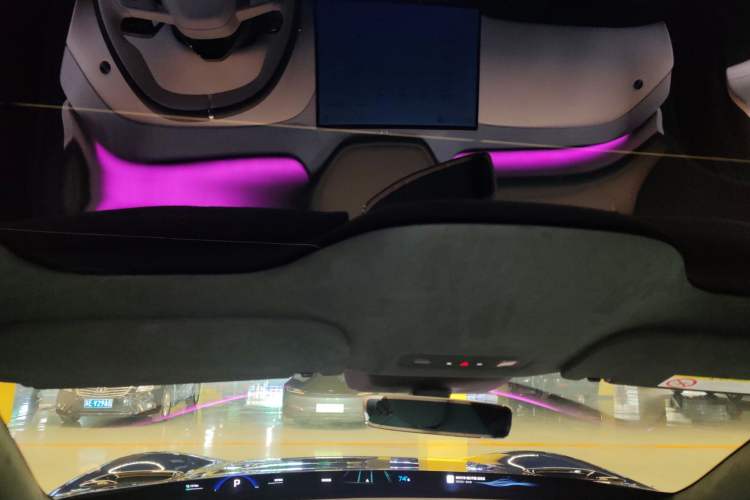 Used Xiaomi Auto YU7 2025 Ultra-Long Range High-Performance All-Wheel-Drive Max Edition Headliner
