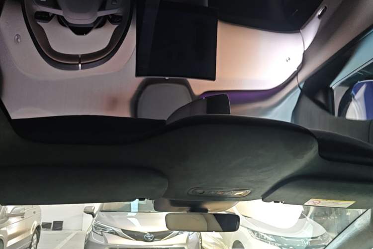 Used Xiaomi Auto YU7 2025 Ultra-Long Range High-Performance All-Wheel-Drive Max Edition Headliner