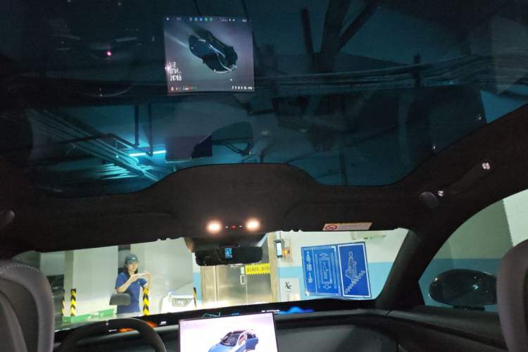 Used Xiaomi Auto YU7 2025 Ultra-Long Range High-Performance All-Wheel-Drive Max Edition Headliner