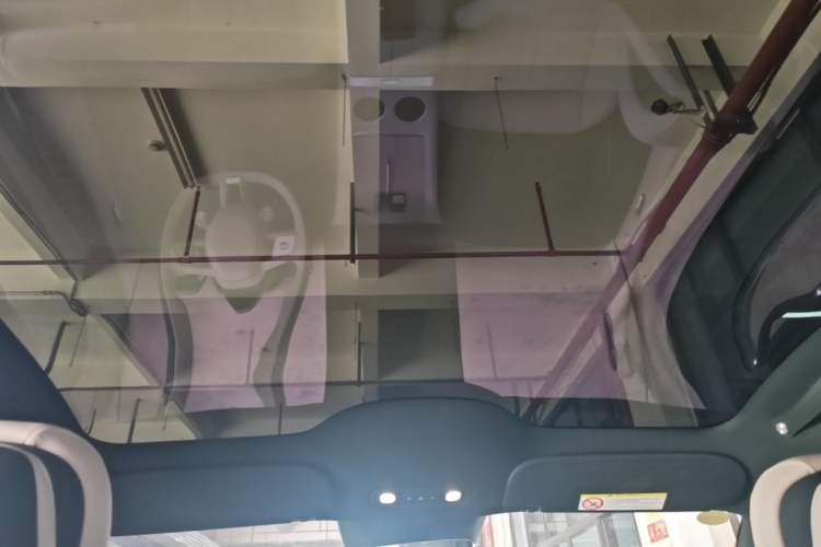 Used Xiaomi Auto YU7 2025 Ultra-Long Range Rear-Wheel Drive Version Headliner